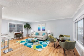 Primary Photo - 405 E Edgewater Ave