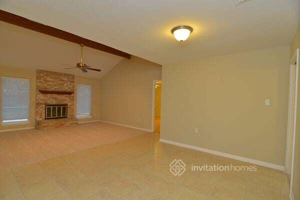 Foto del edificio - 17322 Seven Pines Dr