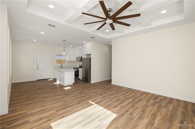 Foto del edificio - 609 N Onyx Ave