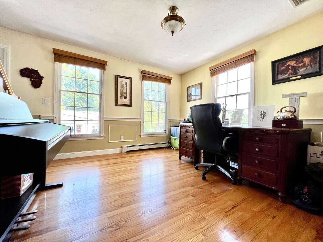 90 Rockridge Rd, Waltham, MA 02453 House Rental in Waltham, MA