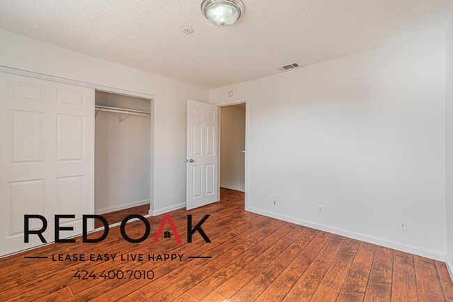 Foto del edificio - 9158 Pepper Ave