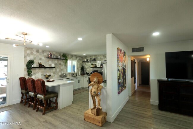 Foto del edificio - 1011 W Elna Rae St