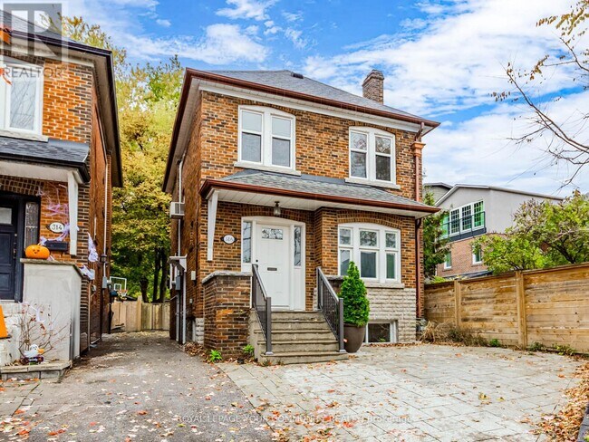 Building Photo - 316 Jedburgh Rd