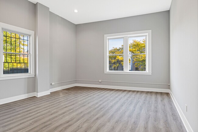 Foto del edificio - 47 Beekman Ave