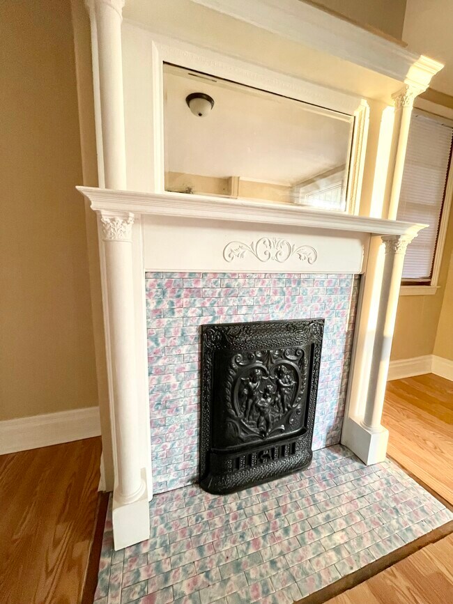 Photo - 2018 Clifton Ave Townhome