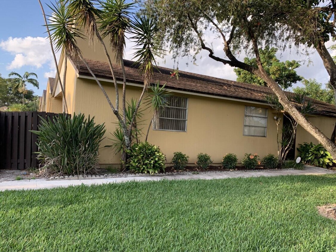 11548 Timbers Way, Boca Raton, FL 33428 House for Rent in Boca Raton