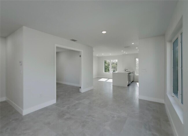 Foto del edificio - 310 Hibiscus St