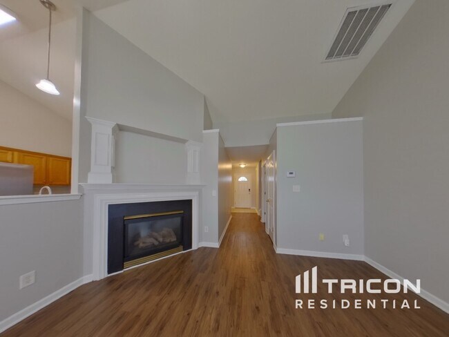 Building Photo - 2104 Gold Nugget Dr