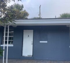 Building Photo - 131 E 27th St