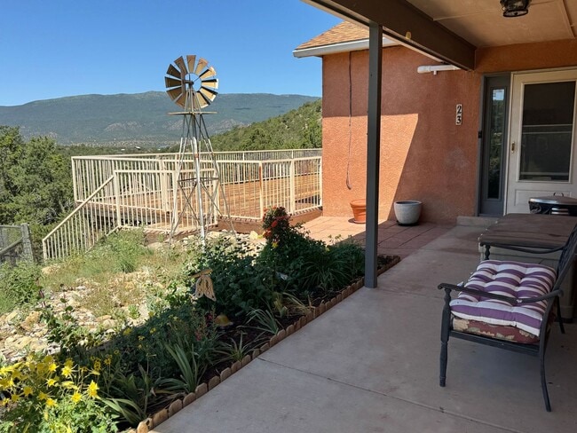 Building Photo - 4 Bedroom, 3 Bathroom Home in Tijeras, NM