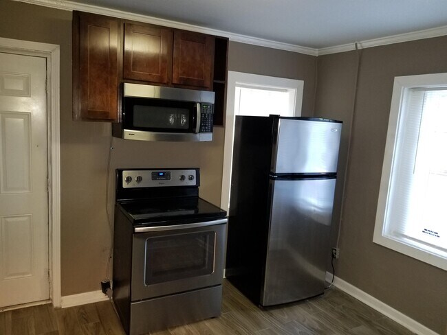 Foto del edificio - 543 Oliver St NW