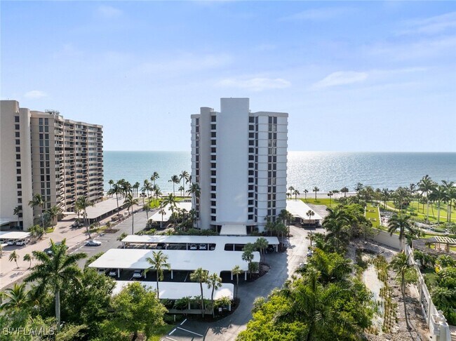 Foto del edificio - 4005 Gulf Shore Blvd N