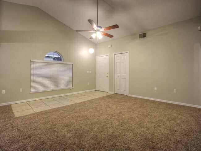 Building Photo - 7651 Harbor Lake Dr