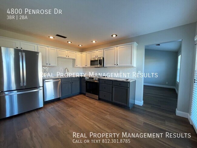 Foto del edificio - 4800 Penrose Dr