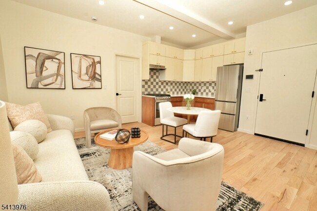 Foto del edificio - 15 Palisade Ave