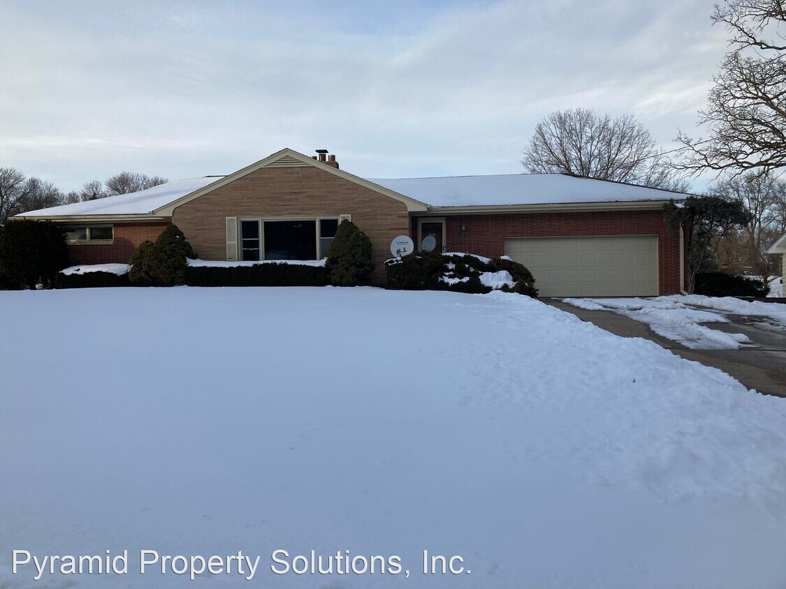 Foto principal - 3 br, 1.5 bath House - 3629 Park Ave