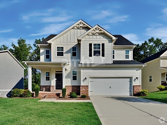 Building Photo - 5265 Valley Dr