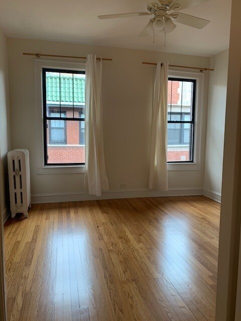 Foto del edificio - 7631 N Eastlake Terrace
