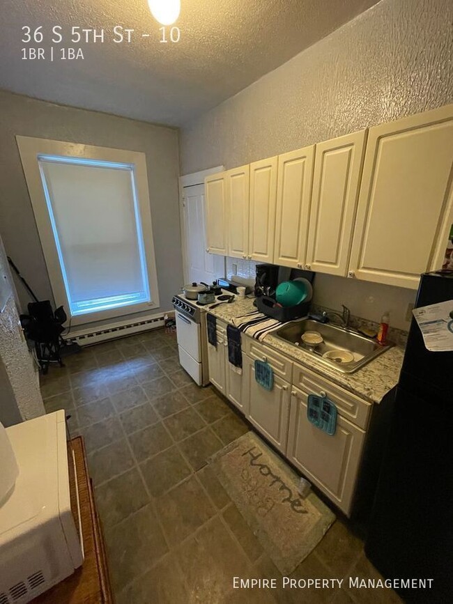 Foto del edificio - 1 Bedroom / 1 Bathroom in Allentown !