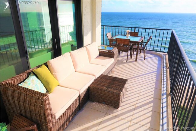 Building Photo - 9400 S Ocean Dr