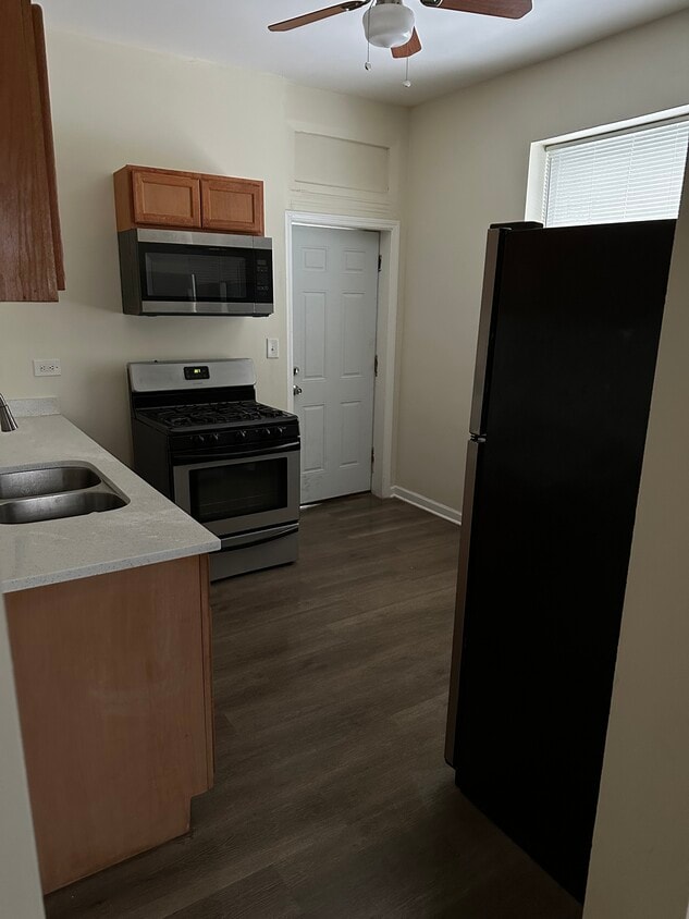 Foto principal - 5437 S Laflin St
