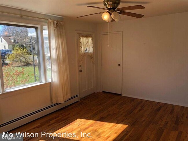 Foto del edificio - 4 br, 1 bath House - 1114 Burton Street