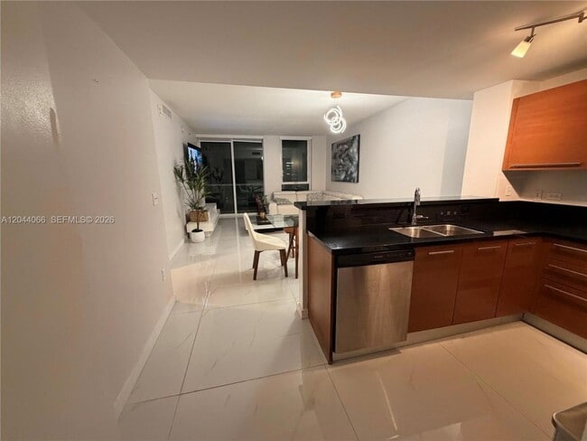 Foto del edificio - 253 NE 2nd St