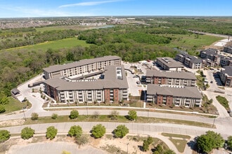 Building Photo - Alta Firewheel