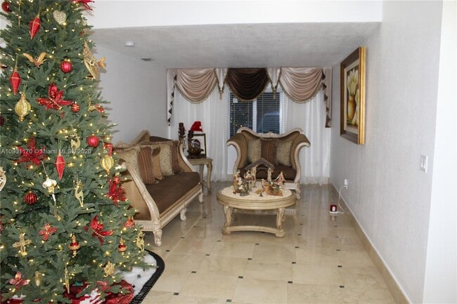 Building Photo - 14891 SW 141st Ter