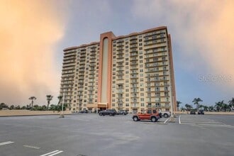 Building Photo - 4900 Brittany Dr S