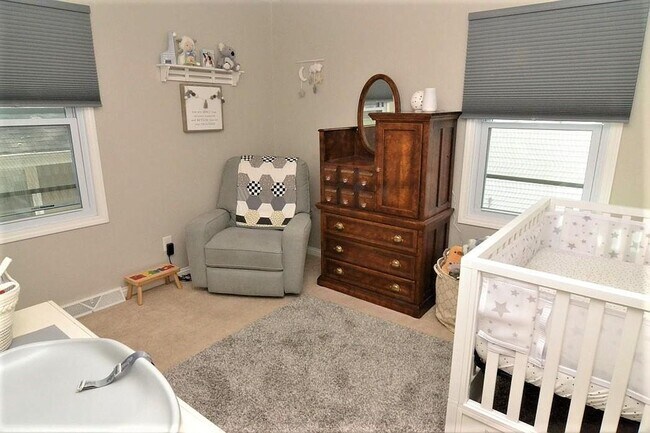 Foto del edificio - Well-Located Home in Robbinsdale