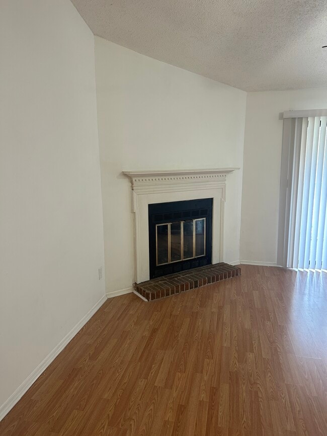 Building Photo - 6620 Willow Pointe NW