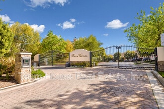 Building Photo - 25527 Via Ventana