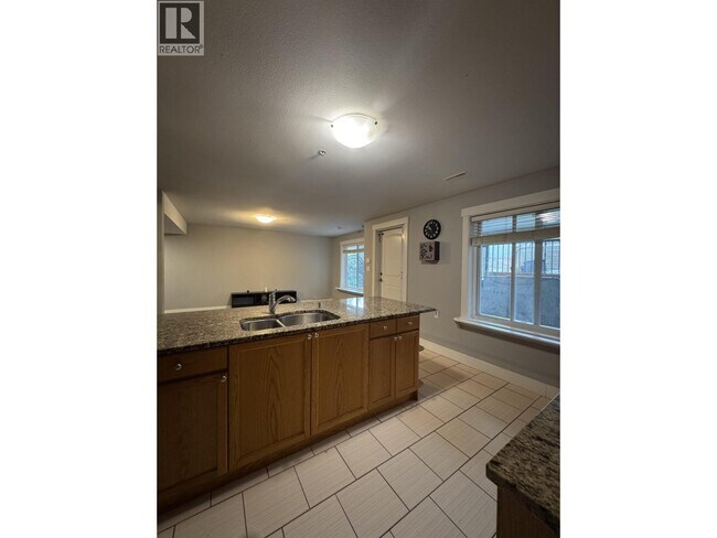 Building Photo - 13445 Balsam St