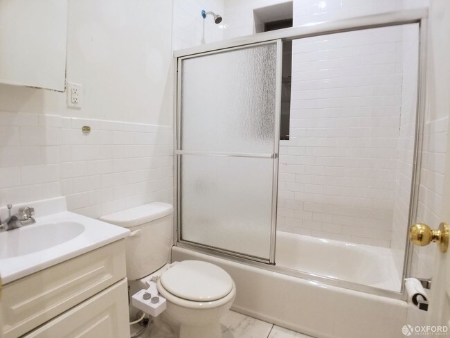 Building Photo - 590 East 21st Street