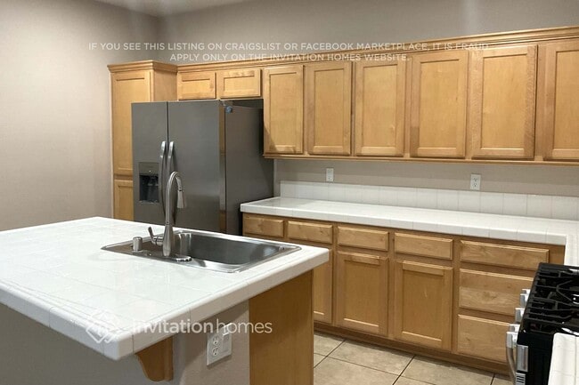 Building Photo - 1063 Burson St