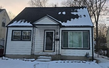 Building Photo - 18433 Fox