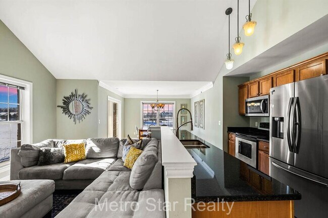 Foto del edificio - 120 Village Way S