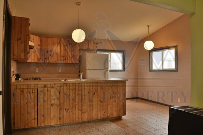 Foto del edificio - 459 1/2 Cedar St
