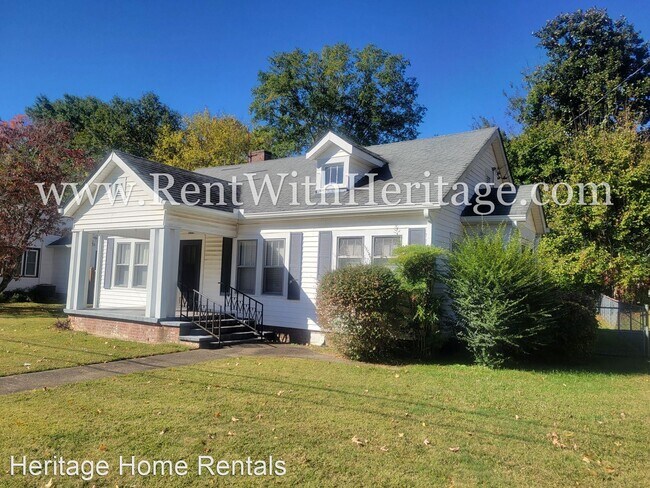 Building Photo - 2 br, 1 bath House - 8573 Campbellton St.