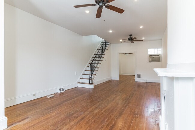 Foto del edificio - 2545 Cedar St