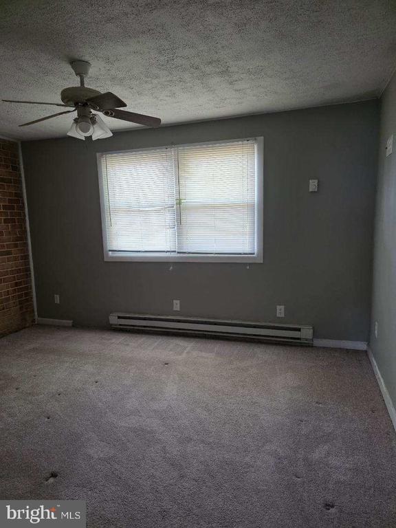 Foto del edificio - 10 Archer Cir