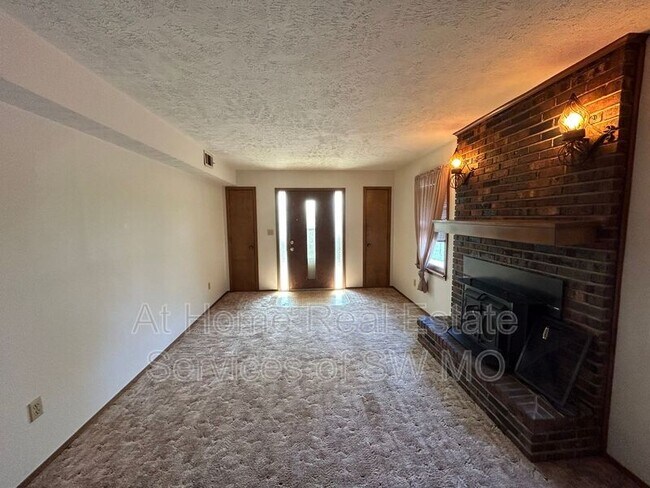 Foto del edificio - 2923 S Market Ave