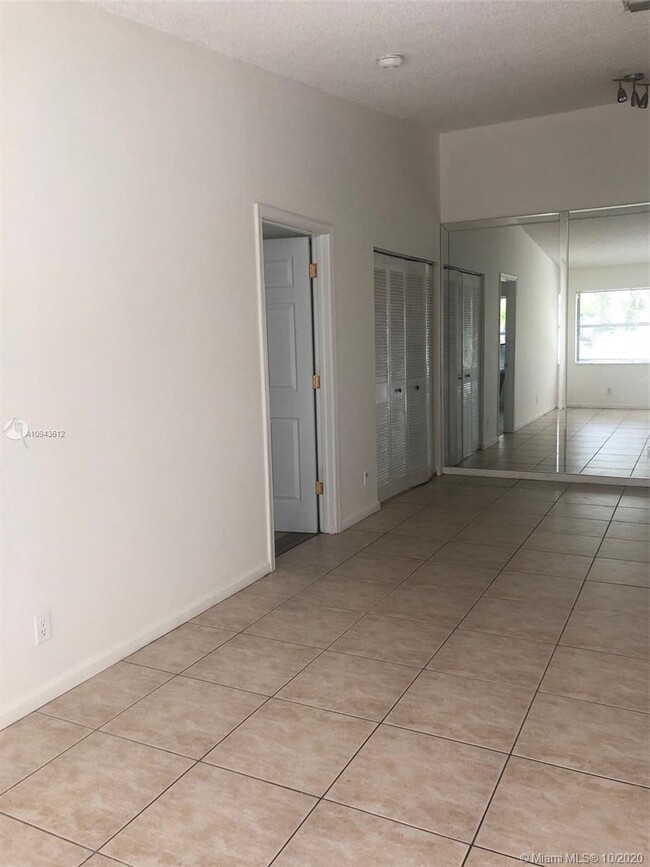 Building Photo - 5050 Sanctuary Way