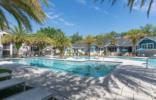 Outdoor Pool - The Quarters Gainesville