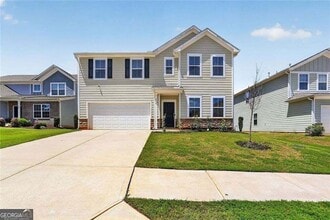Building Photo - 616 Blue Ash Ct