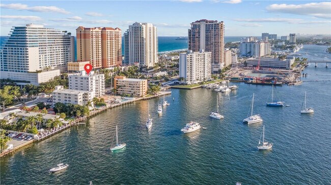 Foto del edificio - 95 N Birch Rd