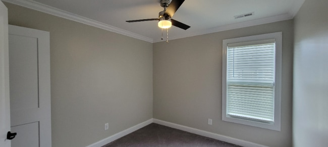 Building Photo - 3924 Pensacola Dr