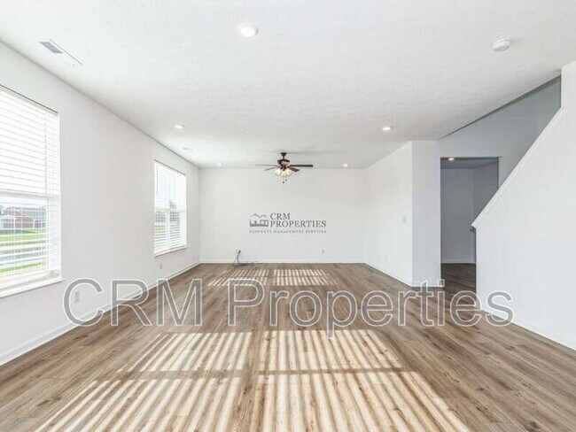 Foto del edificio - 3489 Briarwick Dr