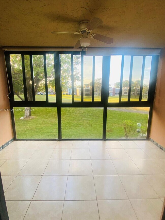 Foto del edificio - 7331 NW 18th St